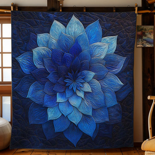 Royal Blue Flower WN1103086CL Quilt